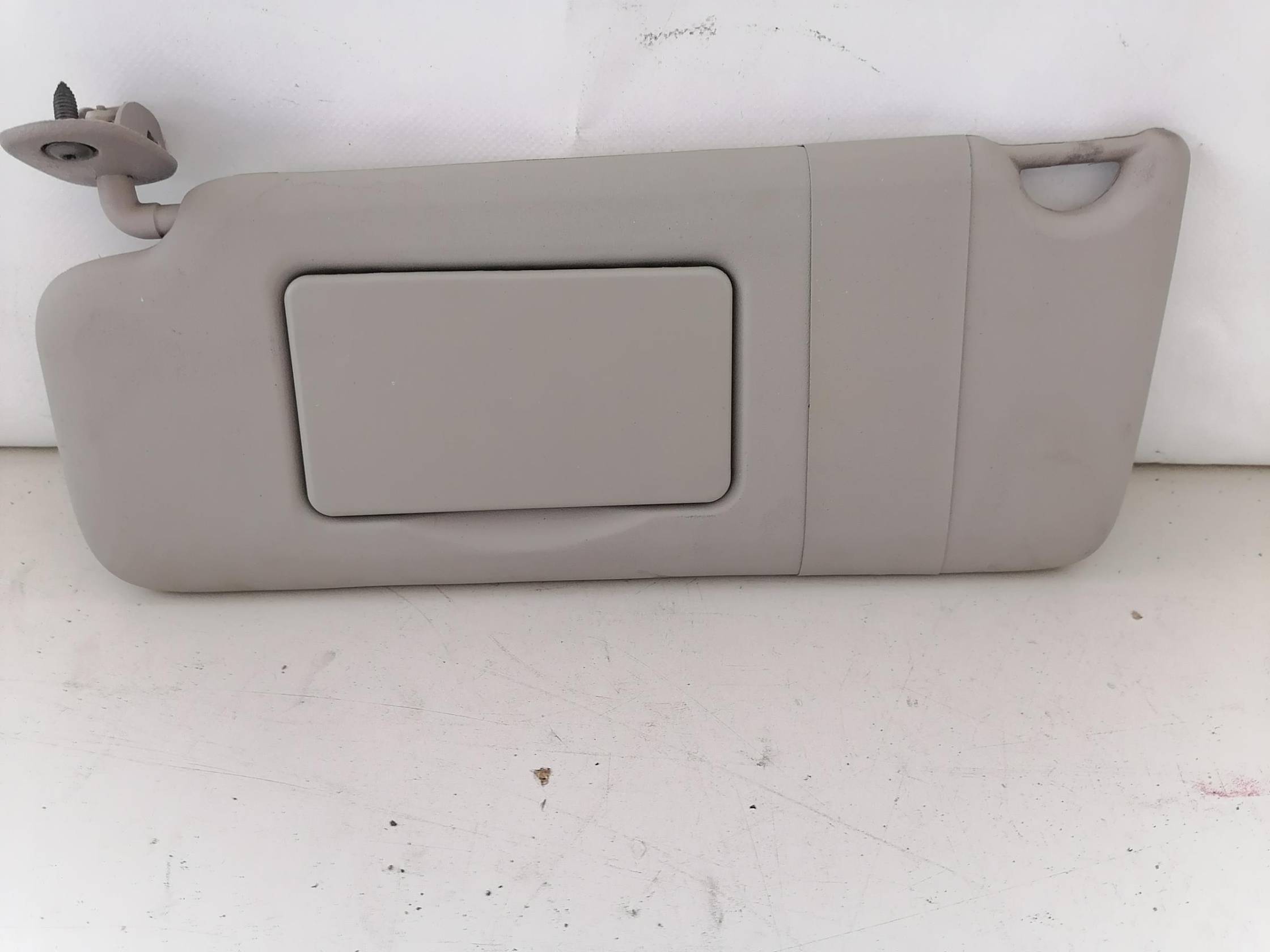 Aletta parasole parabrezza sx.